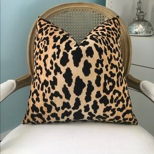 Leopard pillows